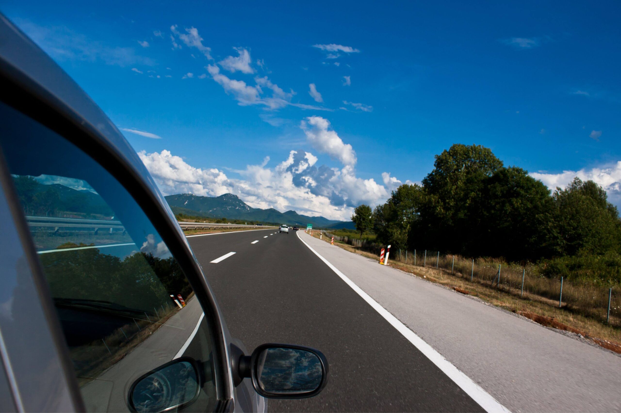 https://api.arval.staging.italy.xtl.nl/uploads/2024/02/hero_road-scaled.jpg